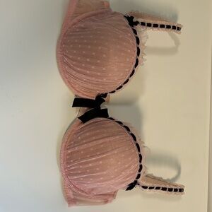 NWOT La Senza pink and black lace bra 34D